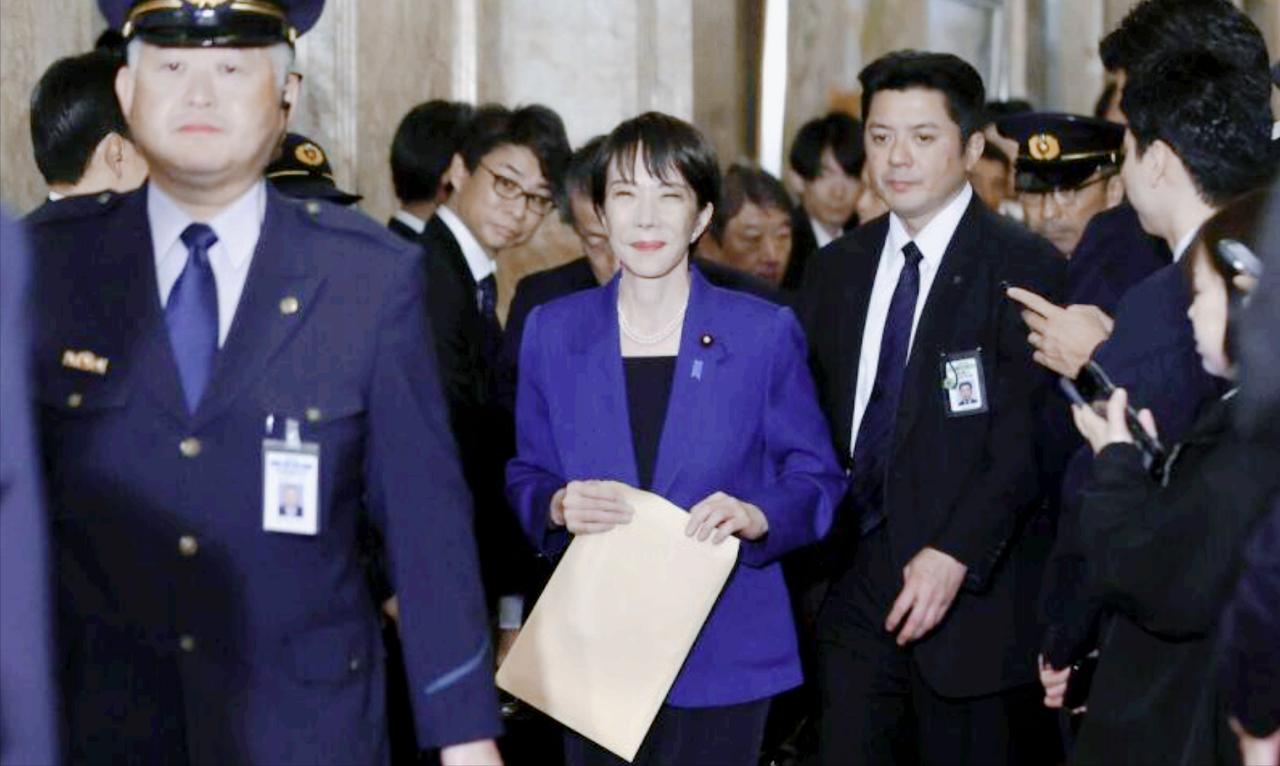 高市早苗一上台就放狠话了
继承安倍的政治遗产
尤其是喊什么“自由开放的印度太平洋