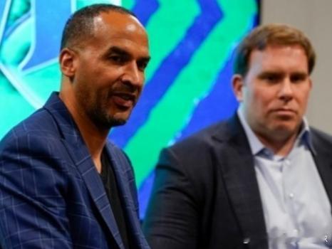 妮蔻的下课是早晚的事，作为任何危机发生时的第一背锅人选，随时随地都会被老板借人头