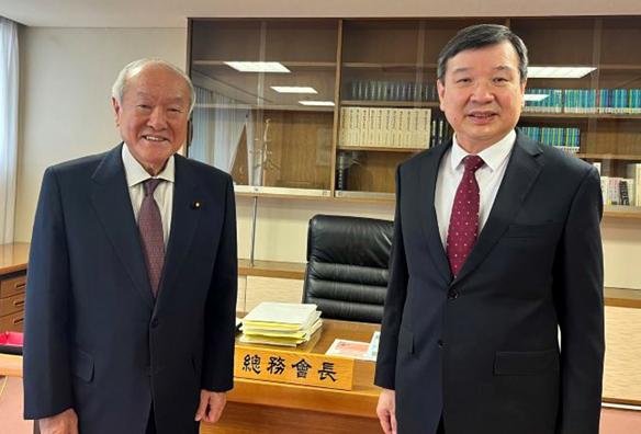 高市早苗政府对外作出明确表态，台湾不具备国家地位，属于中国领土的一部分。长崎和平