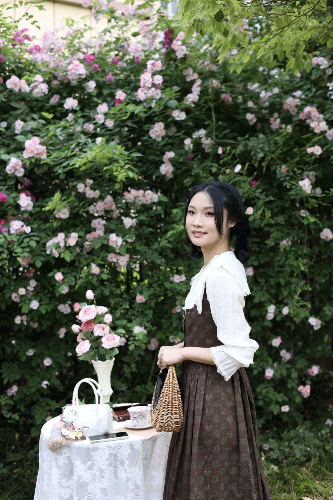 全杭州美少女都在拍的蔷薇花墙🌹