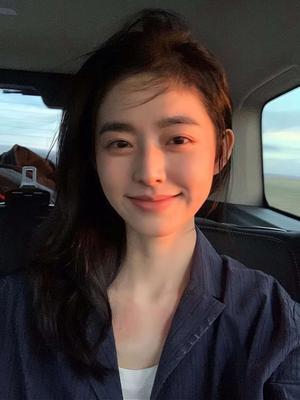 你最信任的人，教会了你不要相信任何人，你最爱的人，教会了你怎么绝情，伤你最深的人