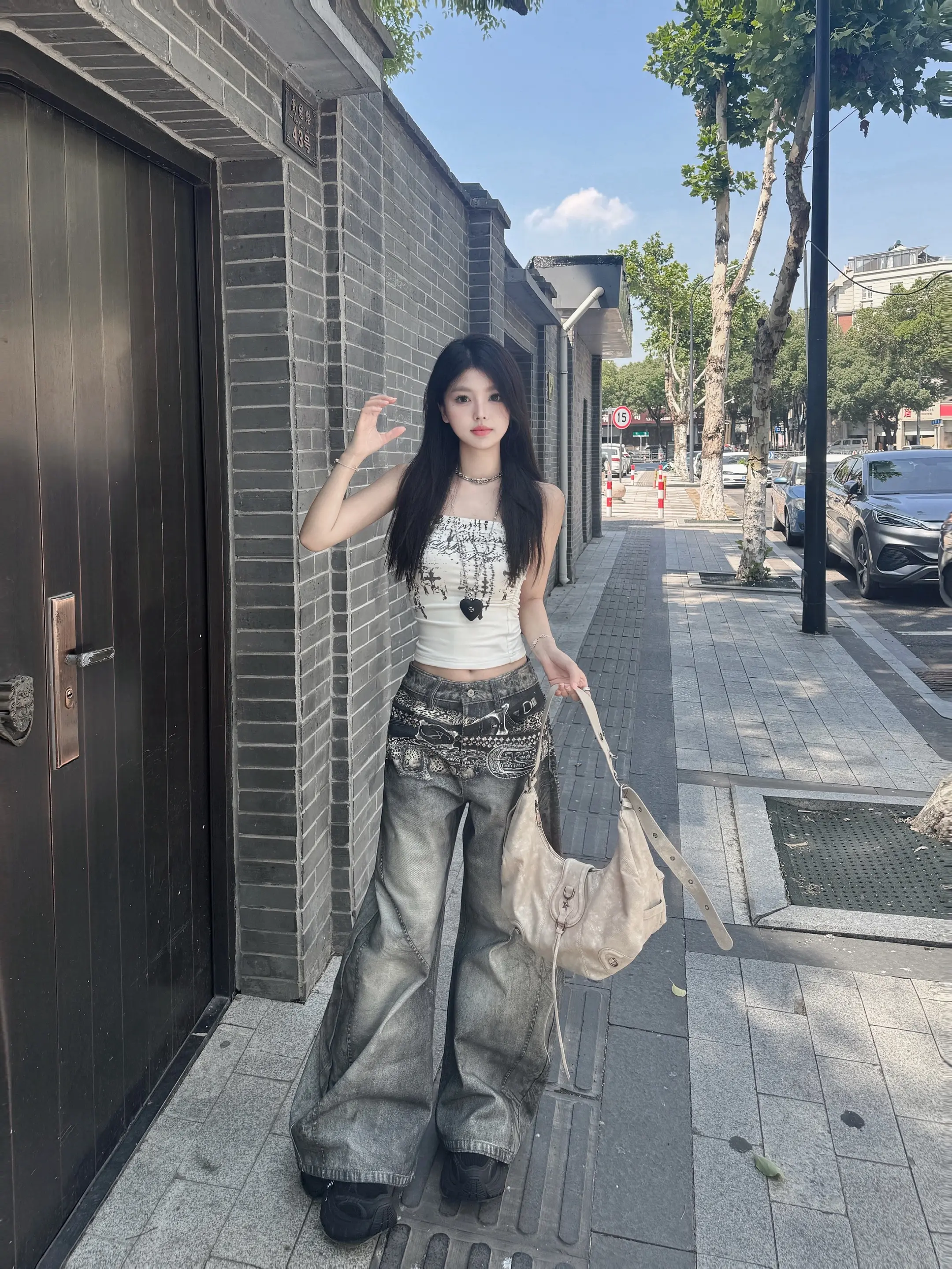 浅浅期待一下春夏