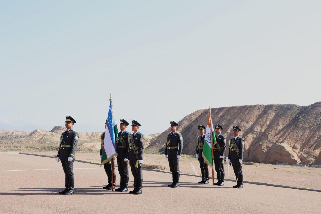 印度刚跟吉尔吉斯斯坦举行完联合军演又和乌兹别克斯坦举行联合军演，看来印度对中亚等