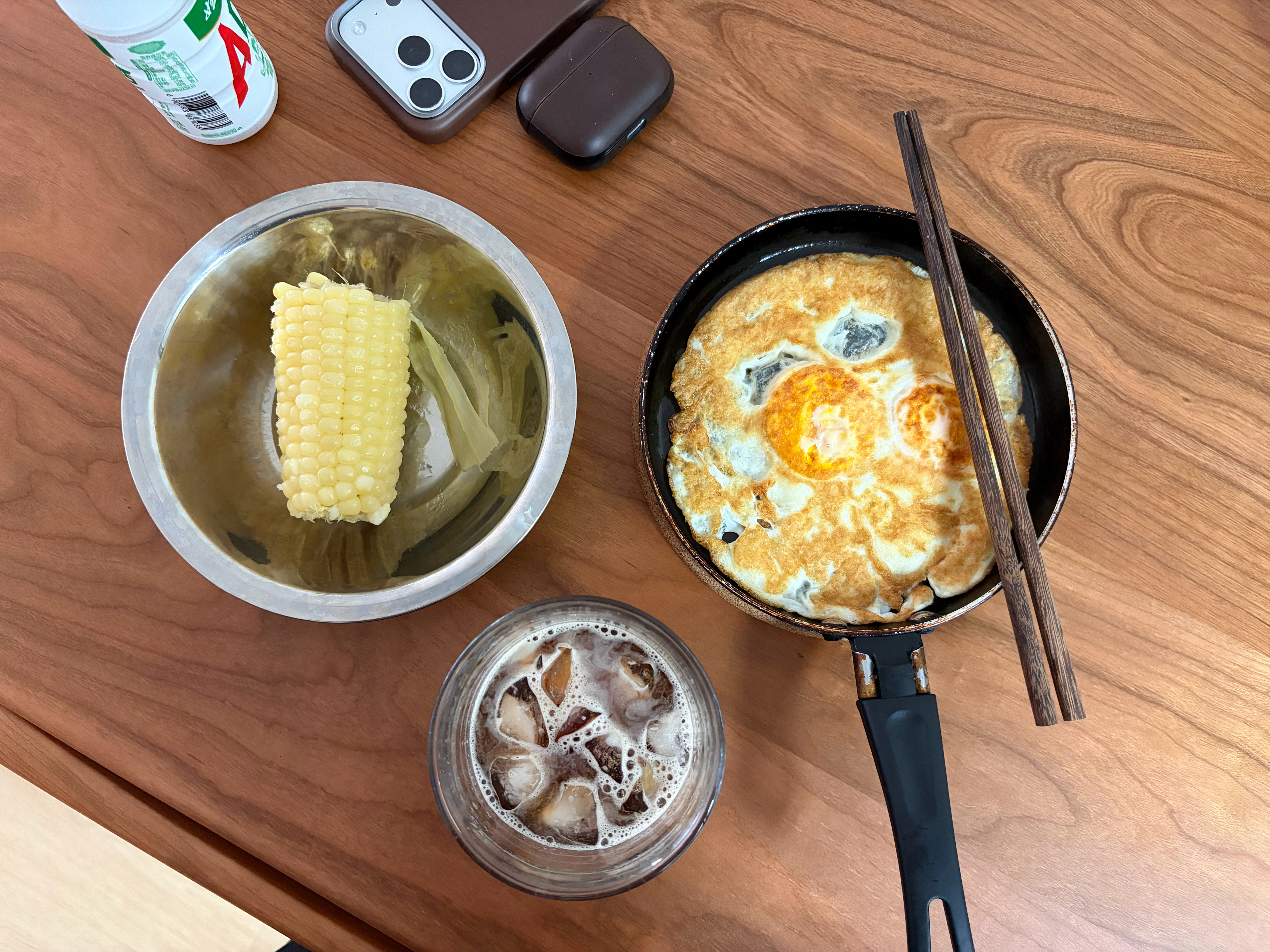 🌽🥚🧊☕️ ​​​