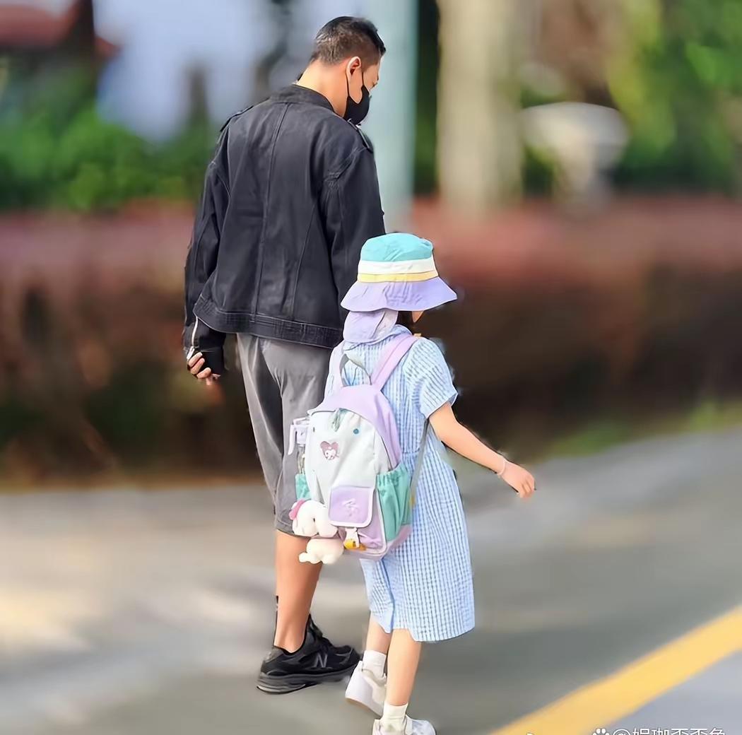 林峰的孩子出生就在罗马