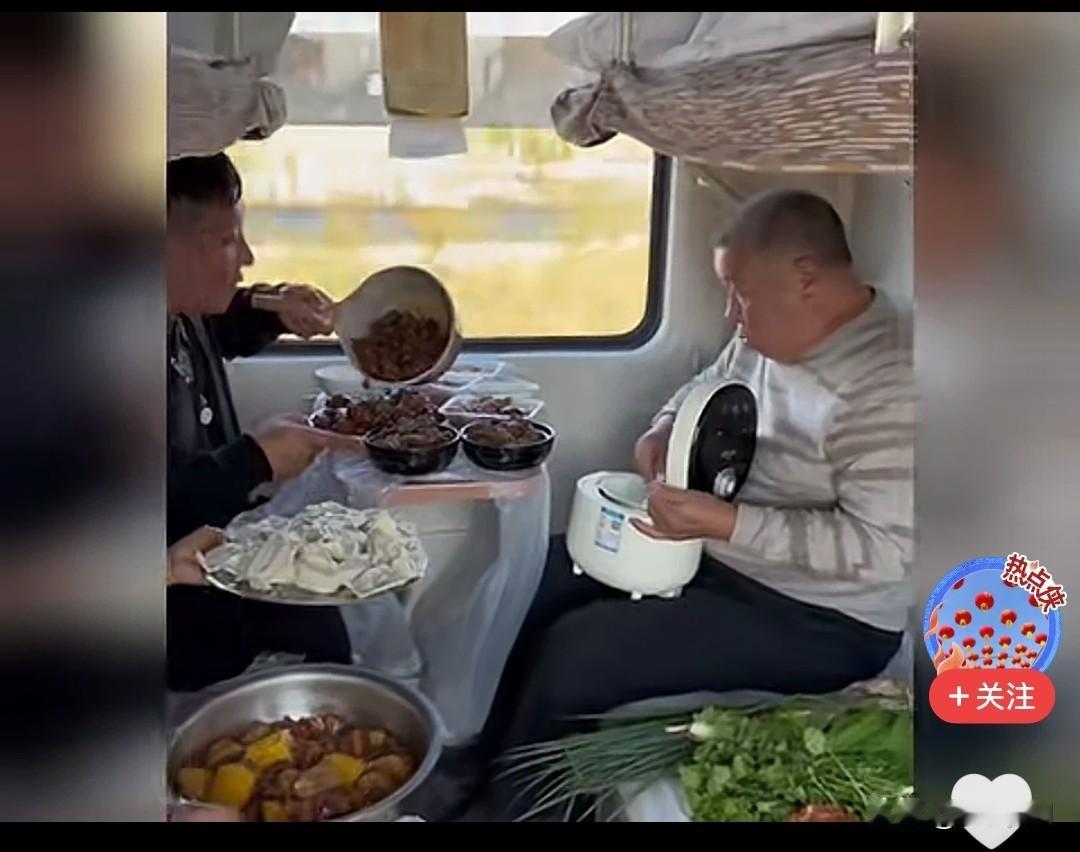 黑龙江人又开始大迁徙了，不光是黑龙江整个东北这个季节，都往黑龙江省三亚市跑了，他