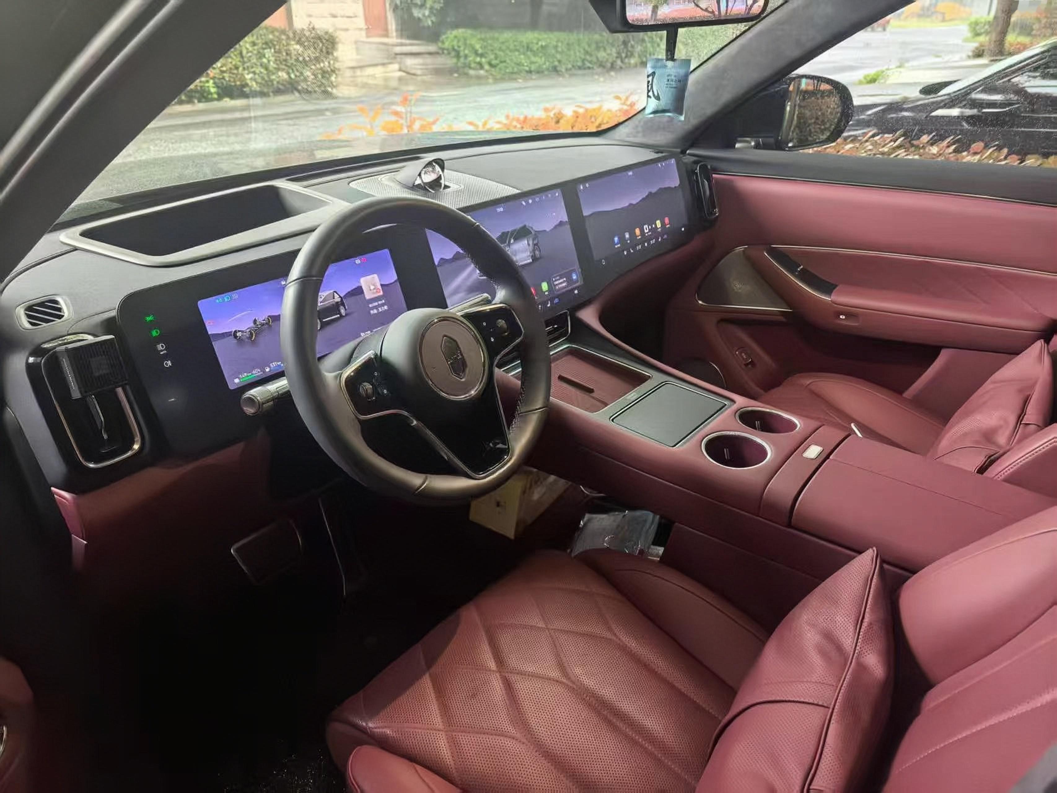 以我这几年花了六位数租车，以及跟相熟的媒体老师、工程师朋友一起试过的车，共上百台