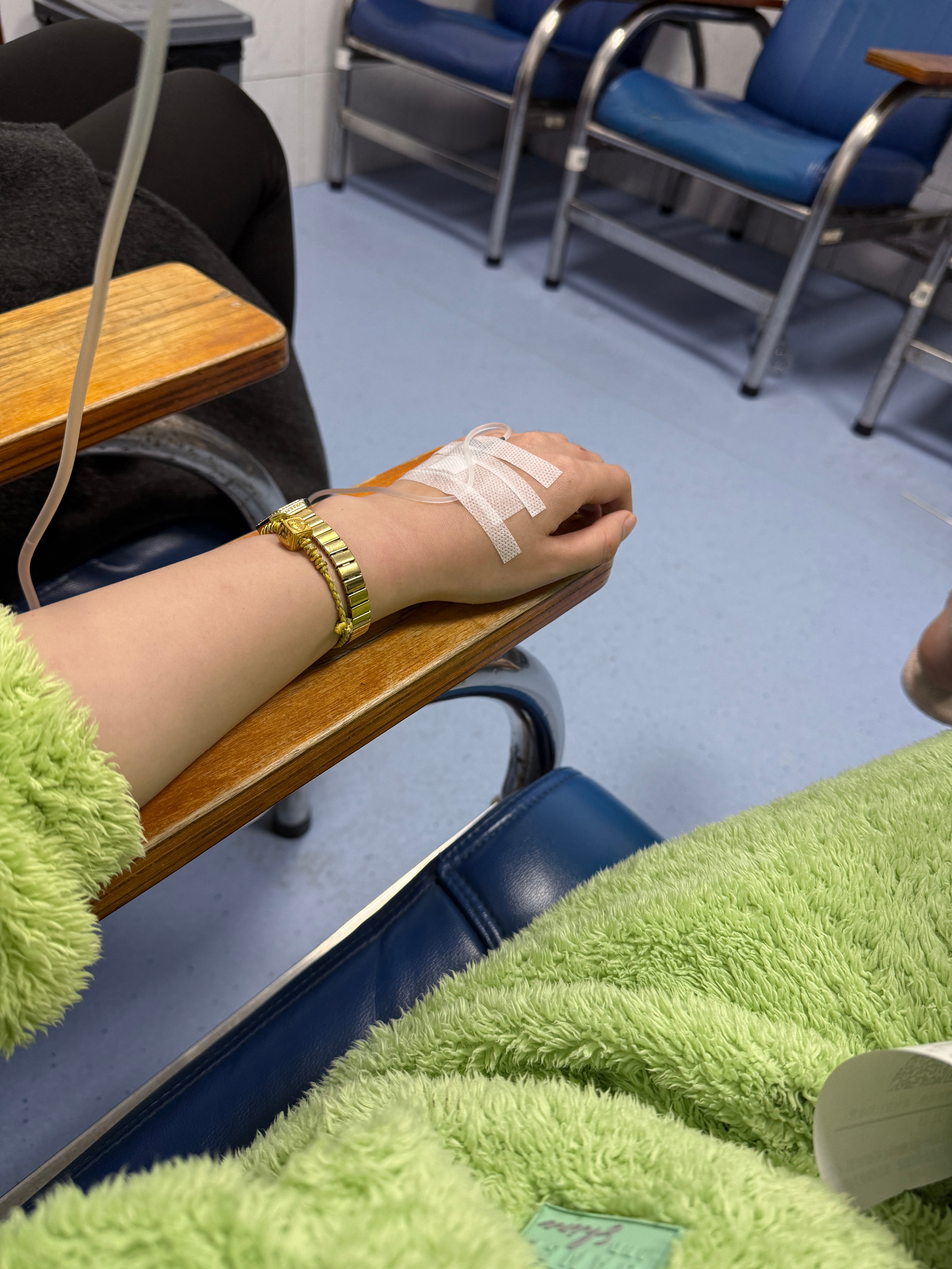 半夜干到急诊了 