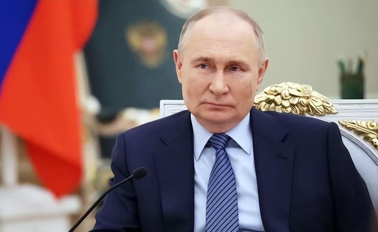 2. 48小时内俄美乌表态 普京亲自喊话中国：普京12月19日发布会重申俄乌战争