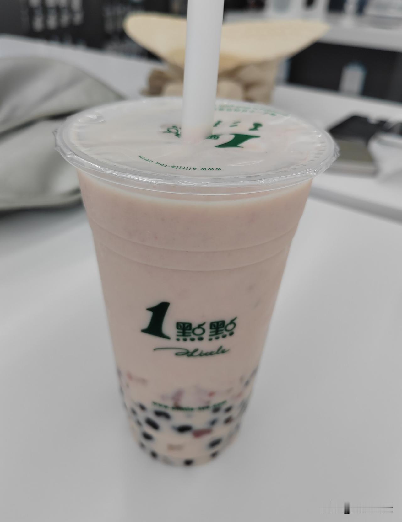 跟风
喝到今年立秋的第一杯奶茶