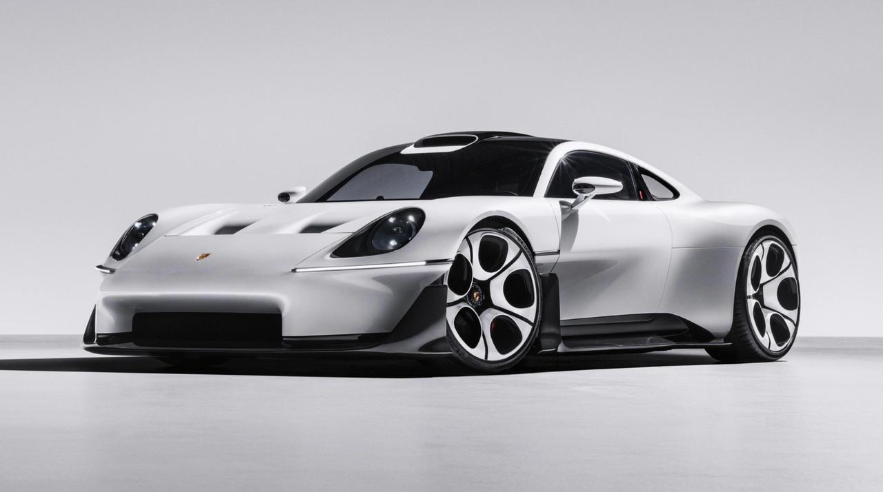 保时捷全新旗舰车型Mission S
定位高于911，整车采用中置动力，关于车尾