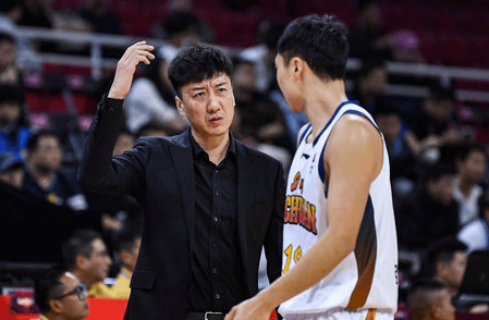 俱乐部杯四川vs宁波大名单：段睿骐、杜智博在列，法尔出战