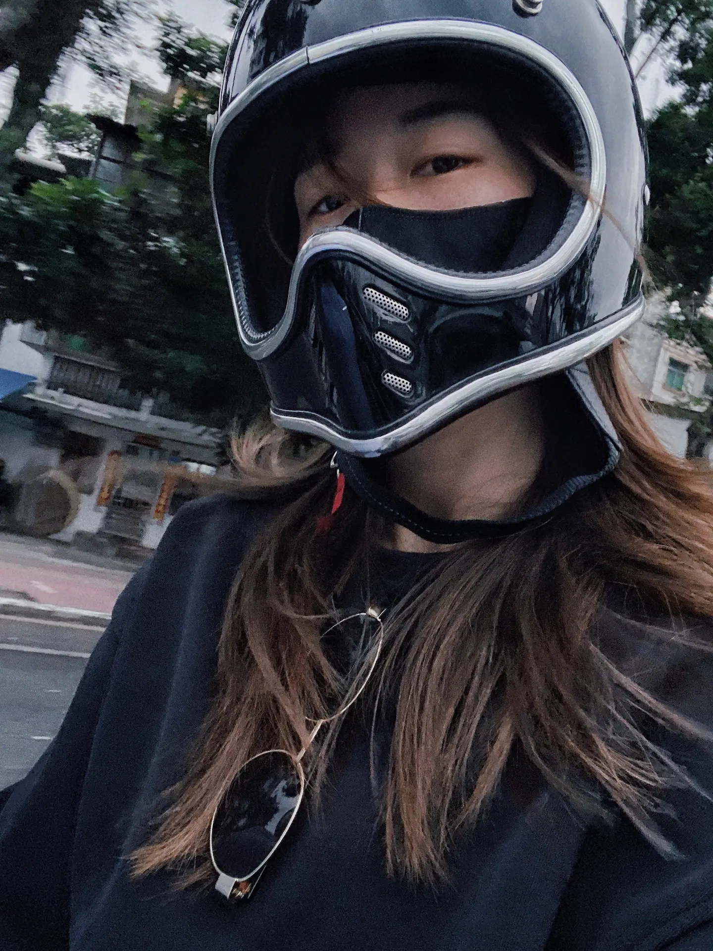 阴天快乐。