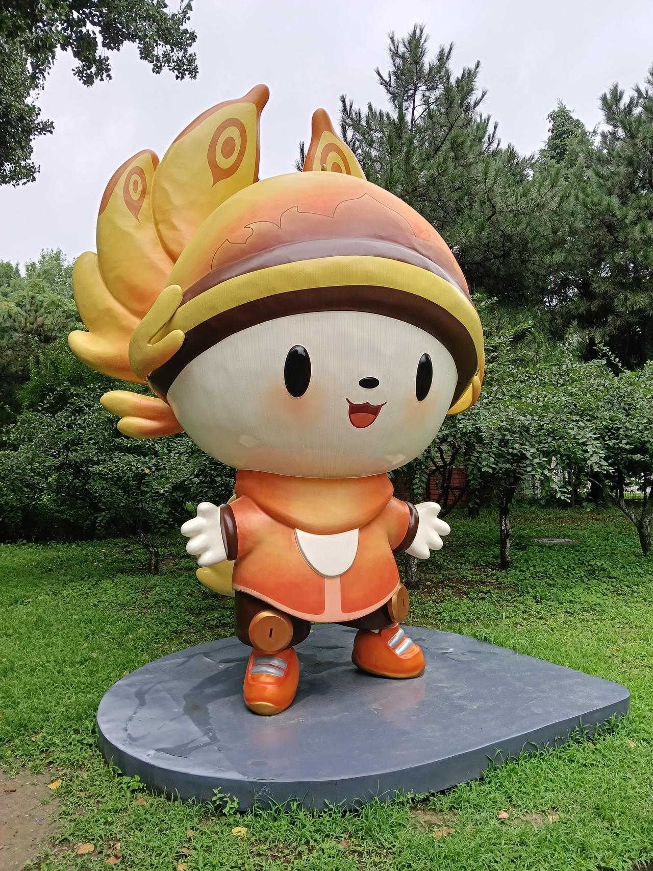 年少时，谁没怀揣过闪闪发光的梦想呢？我曾梦想成为像李白那样潇洒肆意的人，仗剑走天