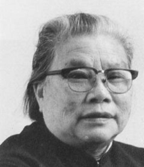 1929年，朱德看上了康克清，随即找曾志说媒表白，没想到被康克清给拒绝了。

1
