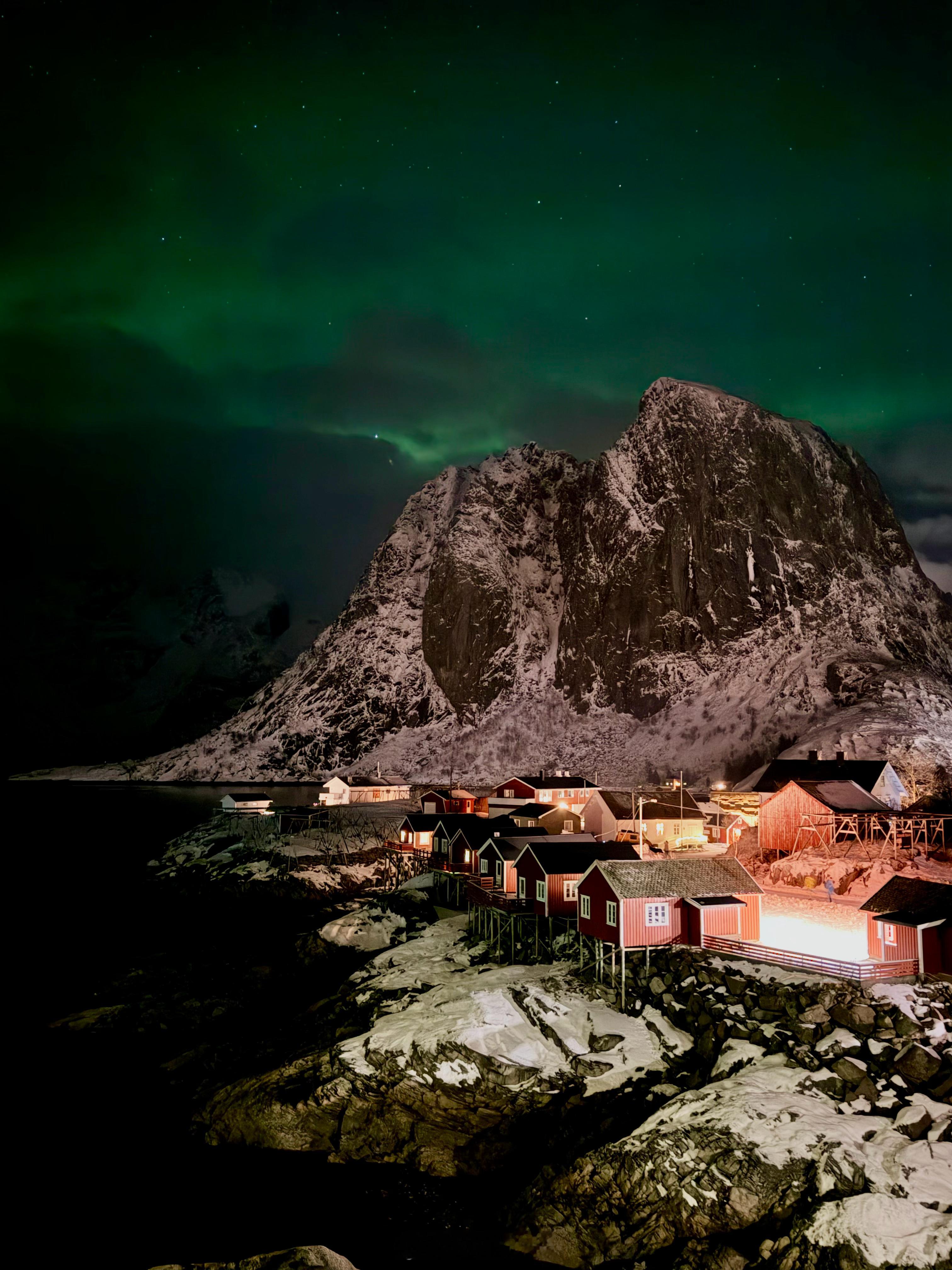 🇳🇴在挪威的第五天，我们追到极光了！！💚还捕捉到了P4类似小马驹形状的极光
