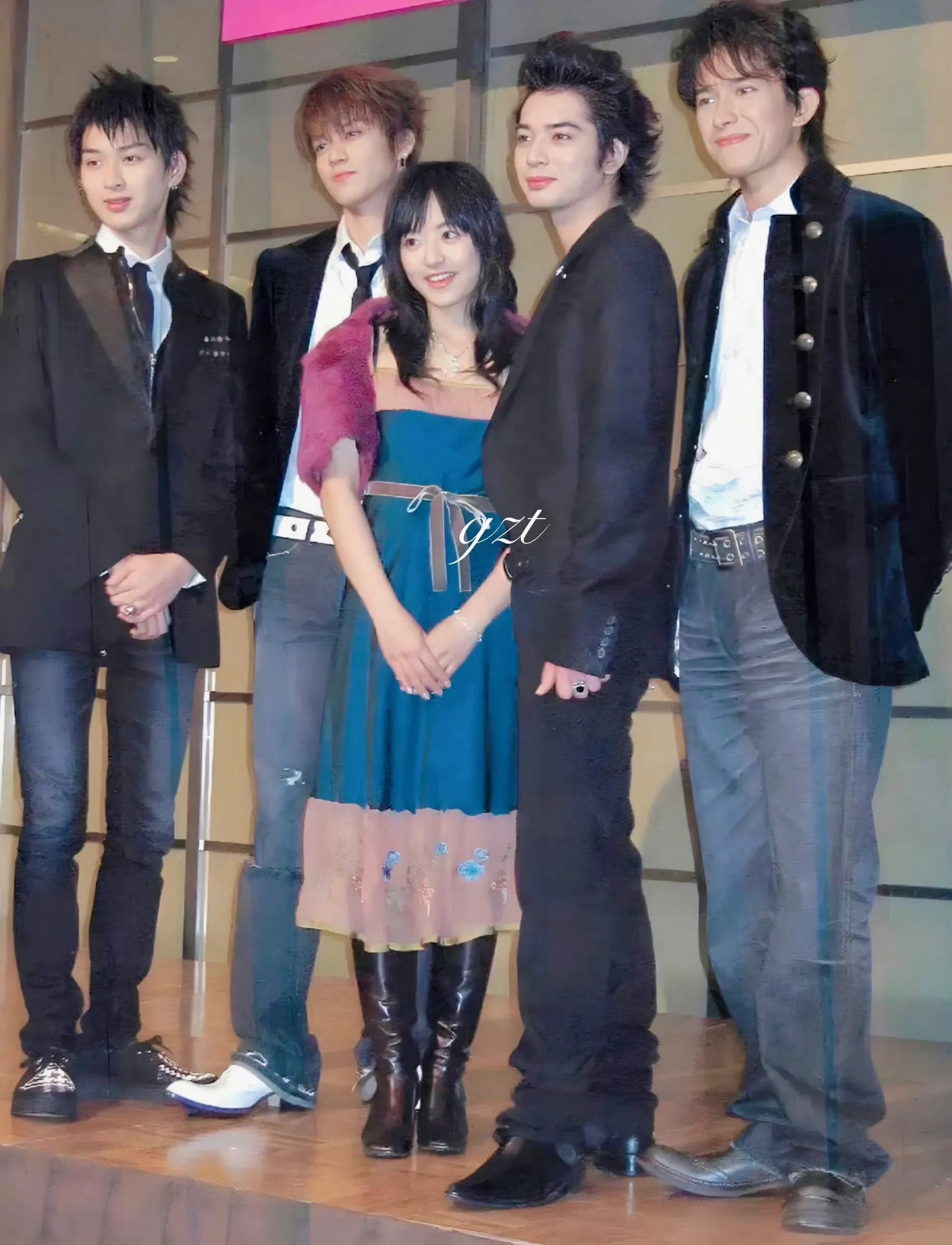 嗑颜bot 21年前的F4和杉菜 