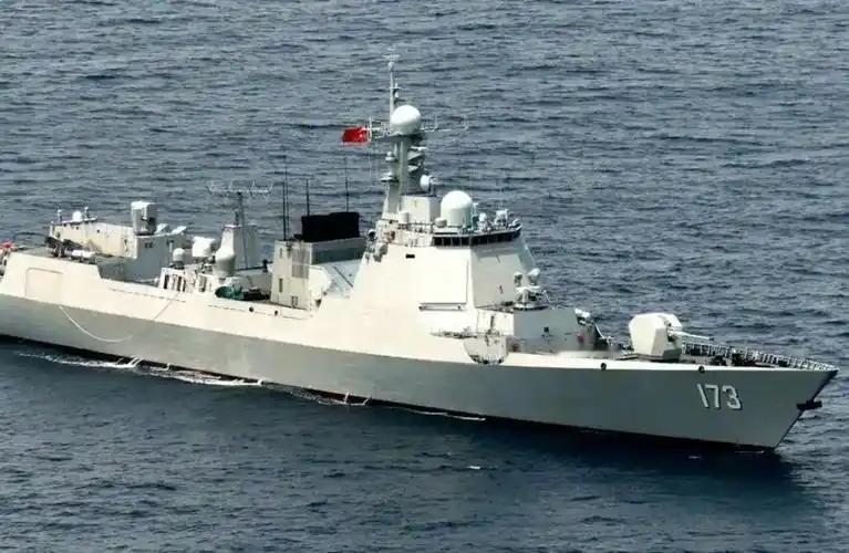 巴基斯坦海军这回，可算是在阿拉伯海上栽了个大跟头！
 
9月15日深夜，北阿拉伯