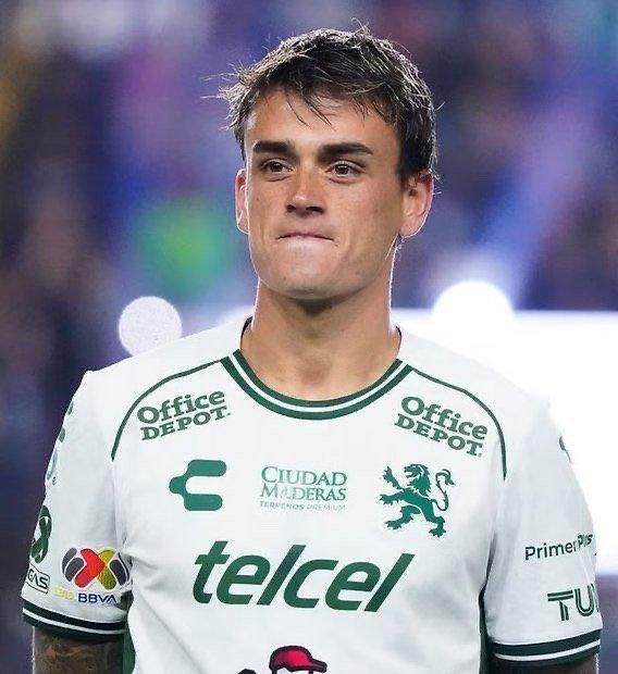 🚨💣迈阿密国际已向乌拉圭国脚尼古拉斯·丰塞卡发出正式报价！迈阿密将面临来自皇