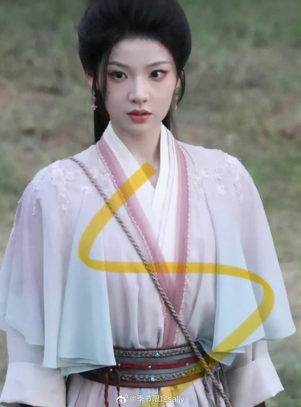 张淼怡真的变漂亮了，美的有攻击性 ​​​