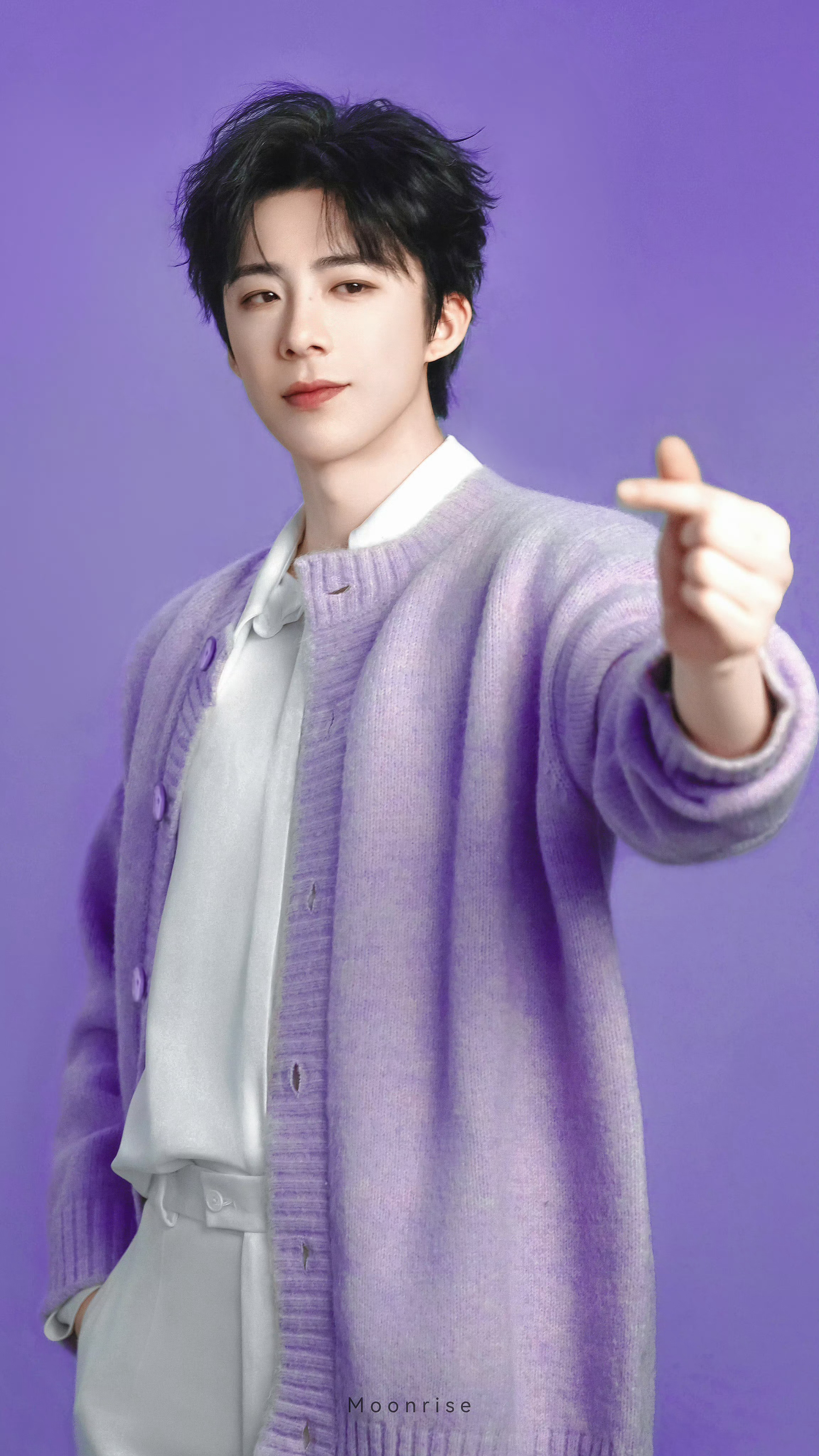 紫色正宗芋泥饱饱。刘宇宁上好佳品牌代言人﻿ |刘宇宁 |摩登兄弟