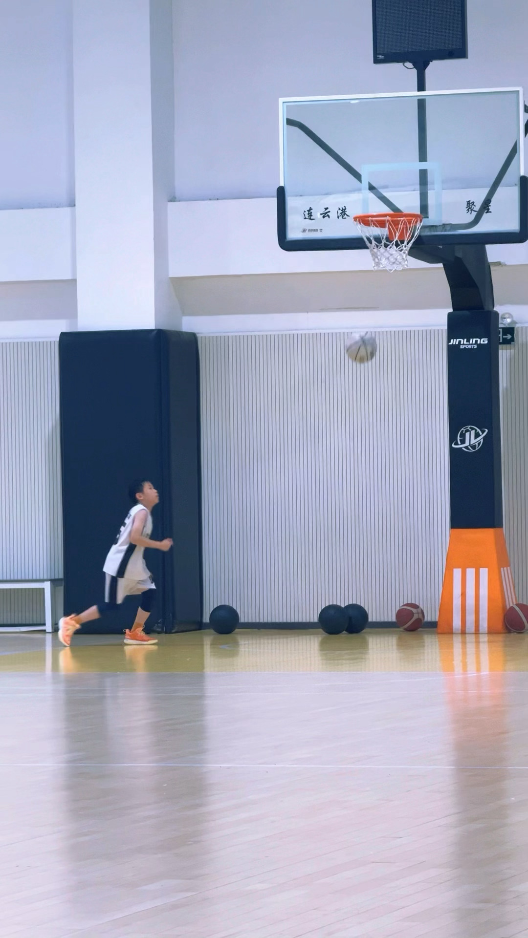 暑期打卡活动在微博过暑假带娃随手拍 Day18 🏀    ｜  𝐛𝐚𝐬?