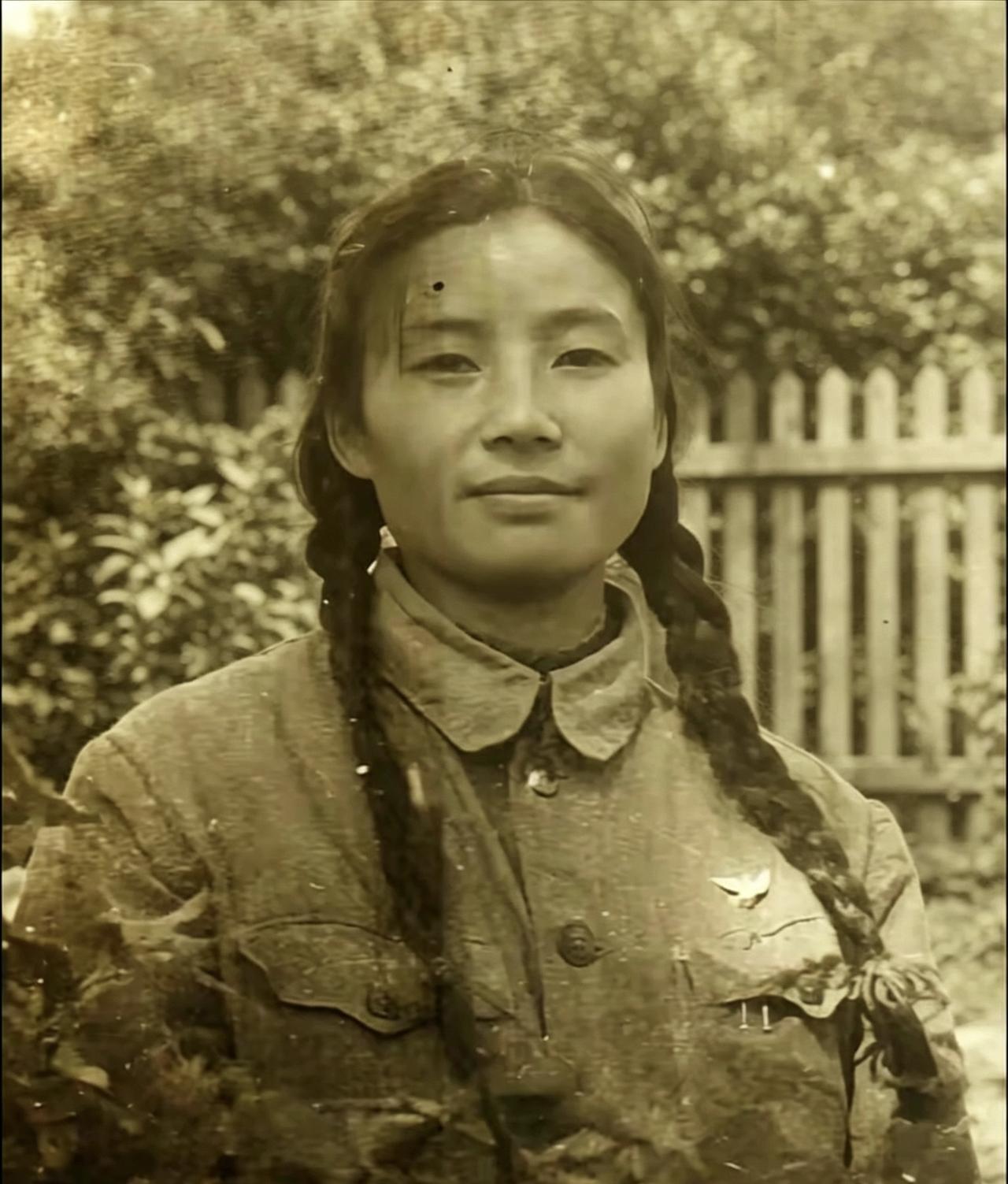 巾帼芳华守家国：志愿军女战士陈碧秋的战地征程
 
陈碧秋，1928年12月出生，