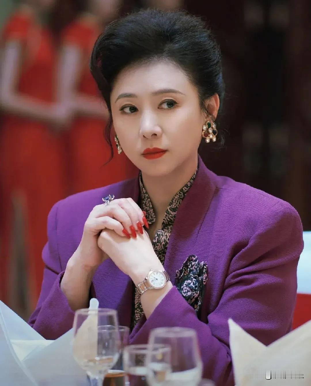 翁虹，深夜高调发文！


就在3月17日深夜，大美女翁虹在社交平台甩出一条新动态