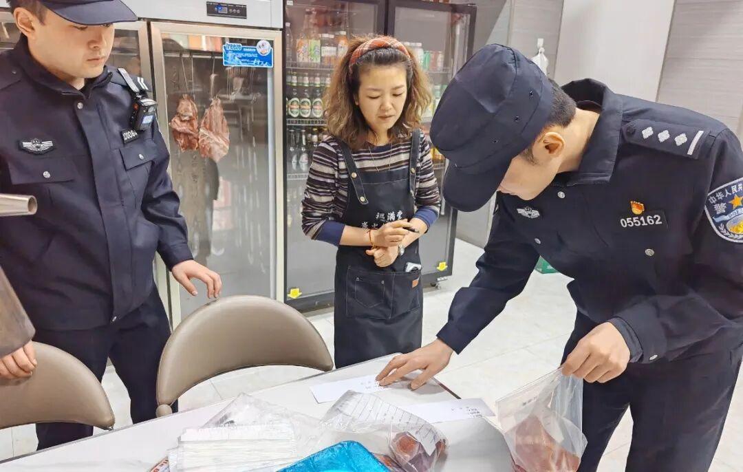 【阳光下的守护】同江市公安局环食药侦大队开展肉制品抽检工作

同江公安
为全力开