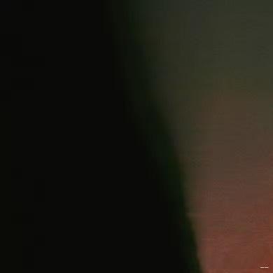 生活从不是完美答卷，允许自己有遗憾、有停歇，把心放宽，善待自己，今夜愿你安然入眠