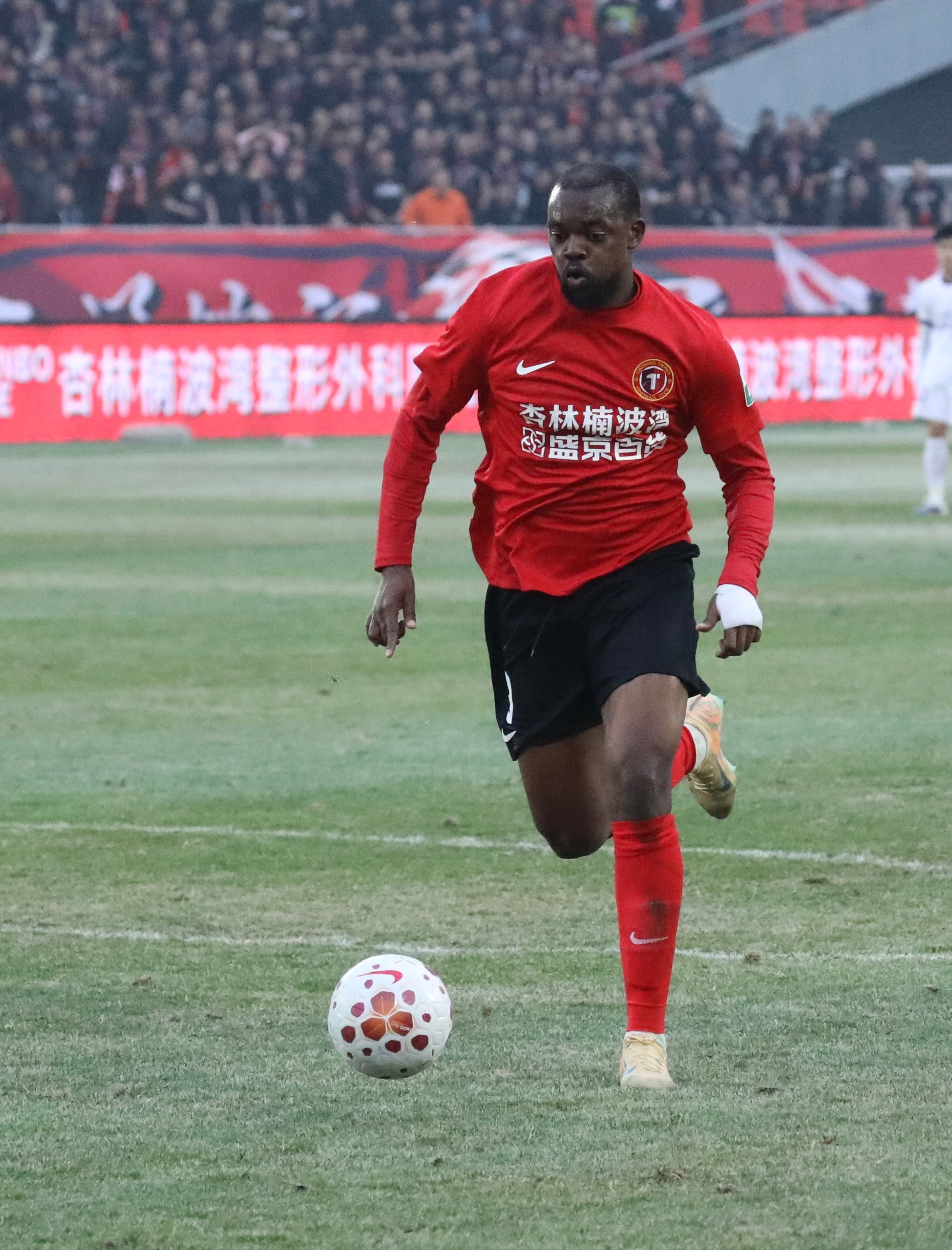 姆本扎这是状态回来了连续两场梅开二度 