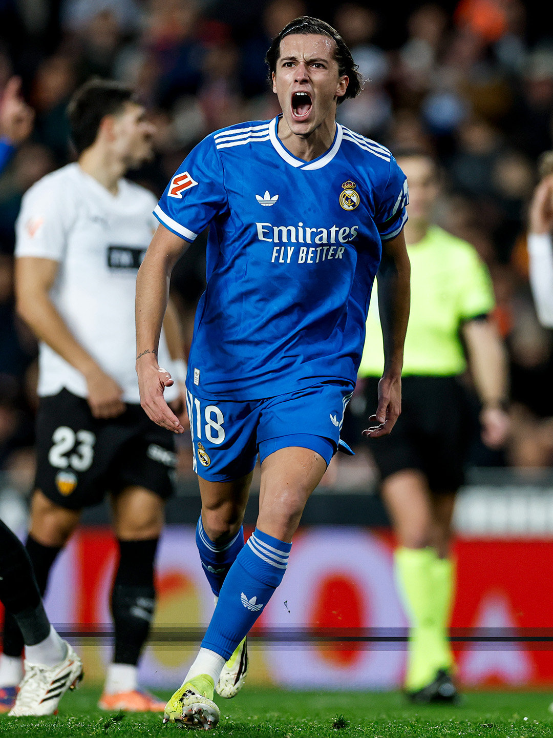 卡雷拉斯vs瓦伦西亚：• 触球76次• 1次射门• 1粒进球• 100%抢断成功