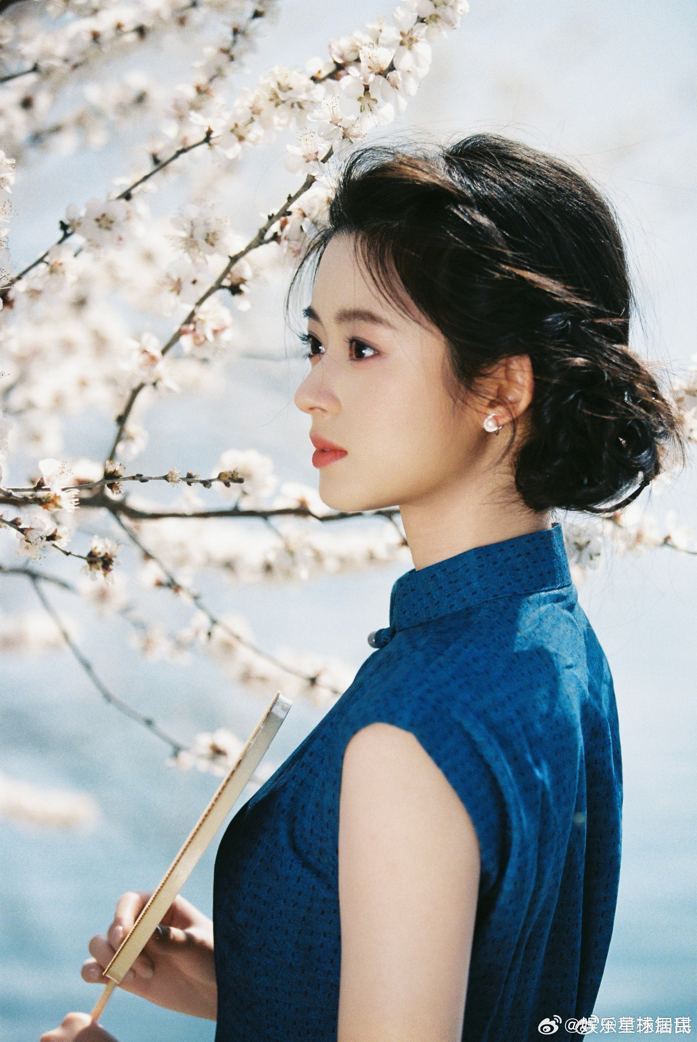 黄杨钿甜新剧长大后我就成了你冰湖重生平行宇宙的楚乔从未离开！黄杨钿甜一出场，瞬间