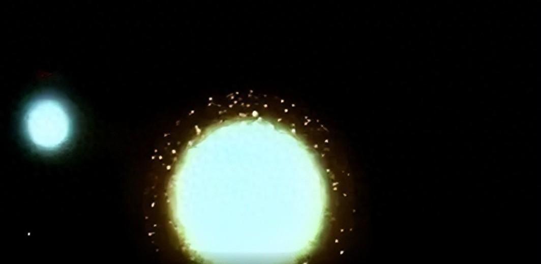 我国氢弹爆炸前夕，周恩来因风向问题向邓颖超发火，究竟是谁告诉她的？
1967年6