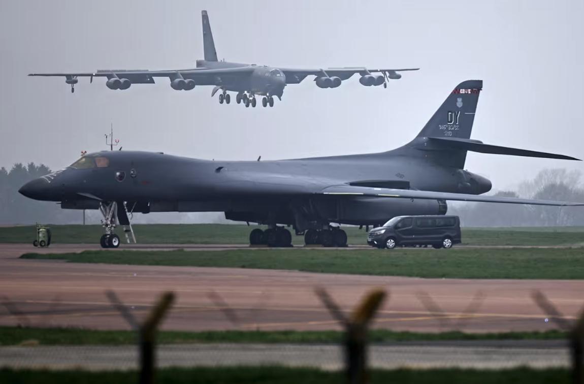 英美“特殊关系”在安全合作层面出现新裂痕。《金融时报》报道称，特朗普与塔默围绕伊