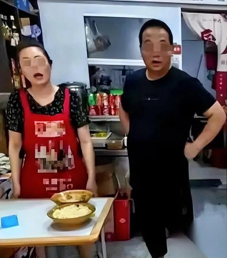 开了十年的面馆

24小时就倒闭了

你敢信导火索竟然是9枚一毛钱硬币？

苏州
