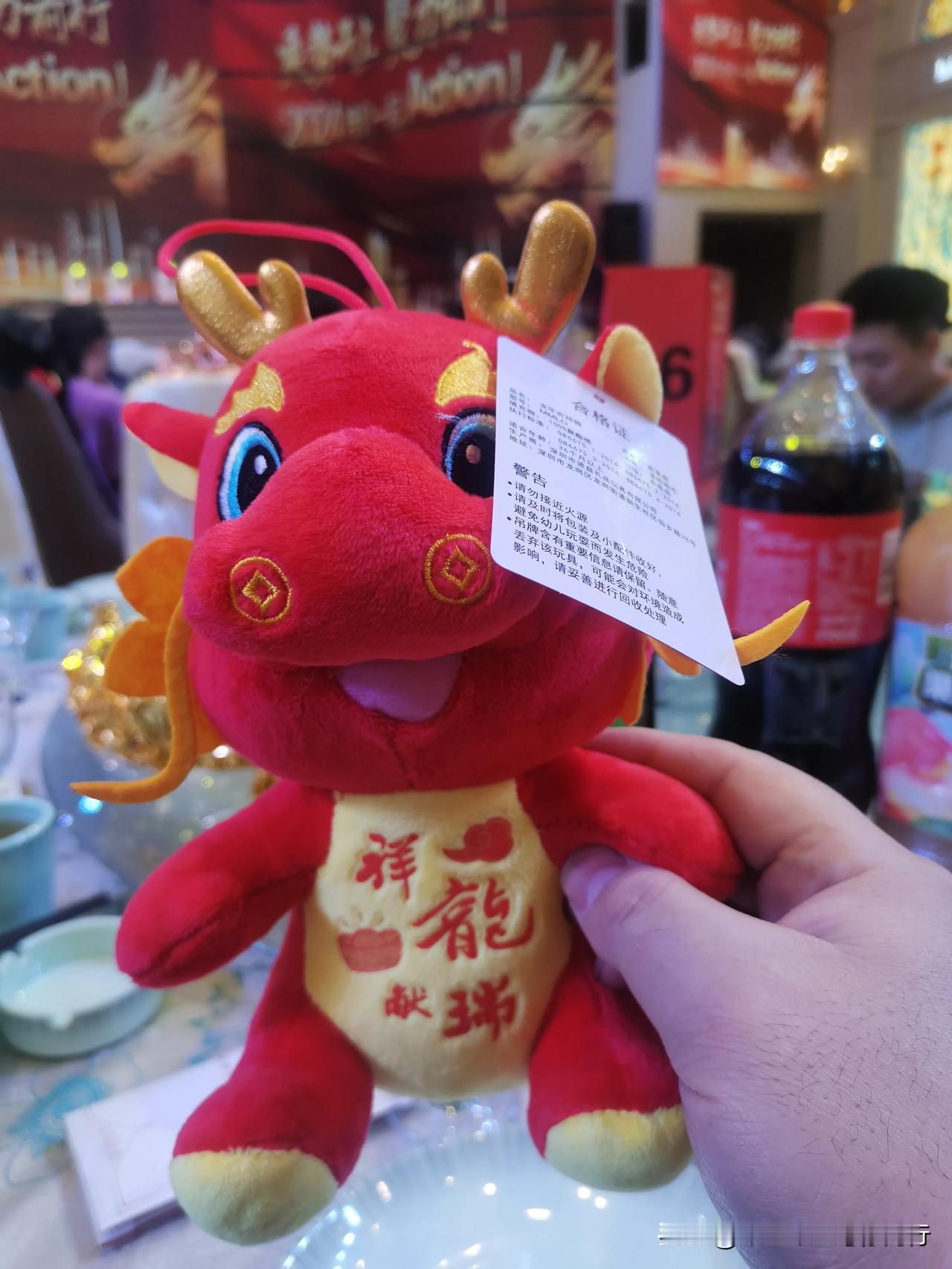 过年年味变淡，距离春节还有5天时间，为啥一点年味也没有呢？衣服没买，玻璃没擦，周