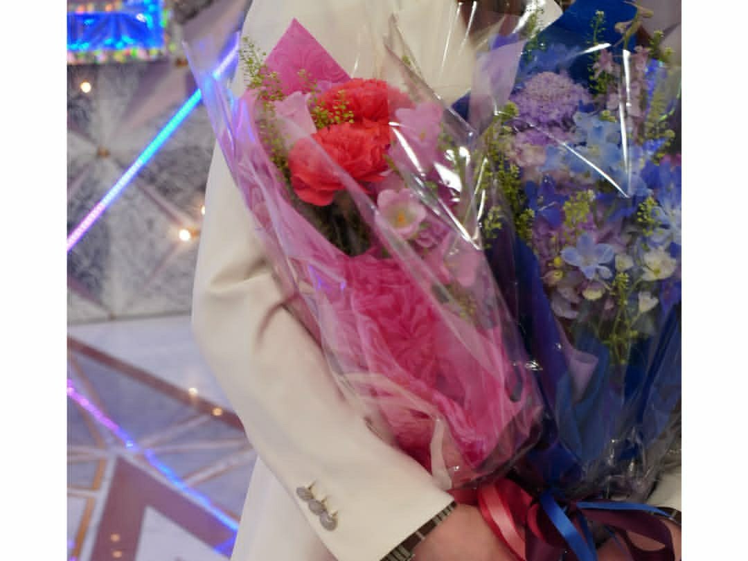 日娱新闻樱坂46武元唯衣 武元唯衣6月3日ins。随着5月31日的线上见面会（O