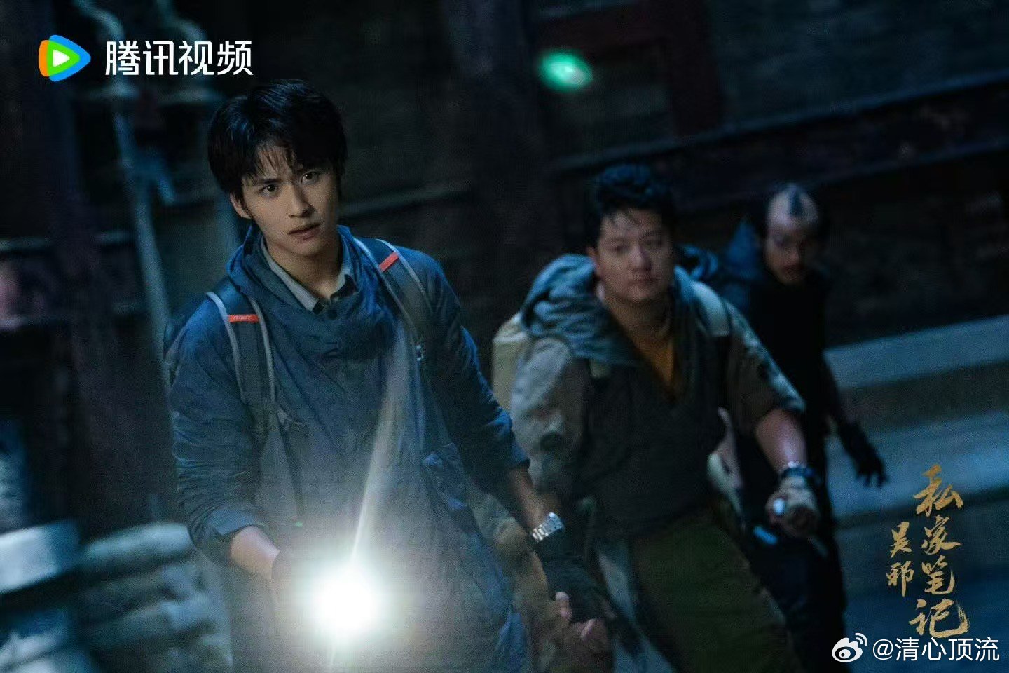 汪藏海的海猴子出现了 特效团队太给力了，每一个细节都还原了书里的诡谲感，让文字里