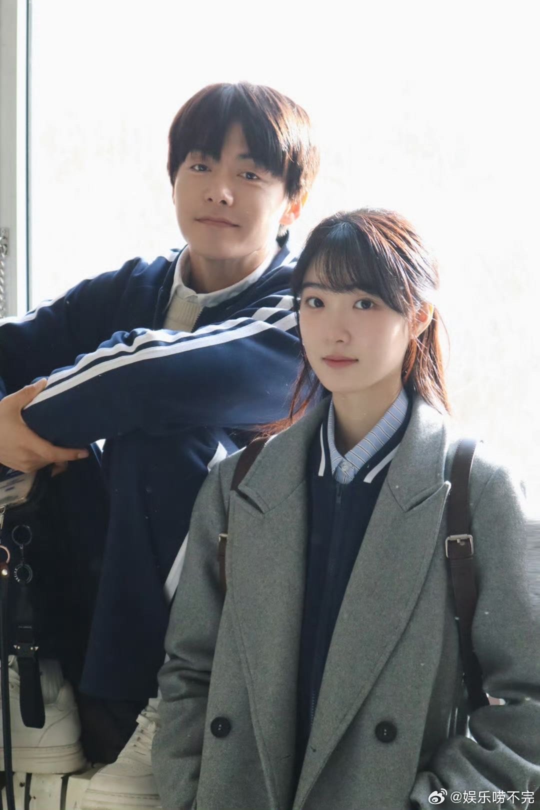 曾宥臻校园文女主有了脸 被的王一漫狠狠拿捏！《三人行》里她是雪色青春里最治愈的亮