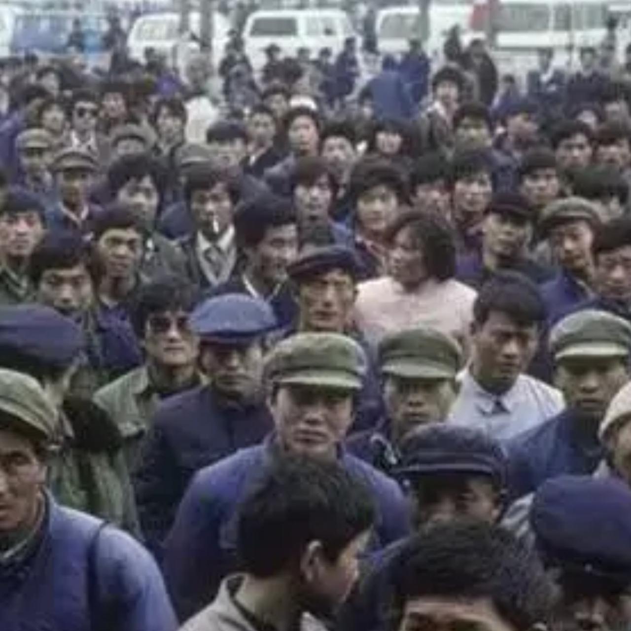 现在经常听到年轻人抱怨大环境不好。这让我回忆起刚下岗步入社会时的情形。那时做点小