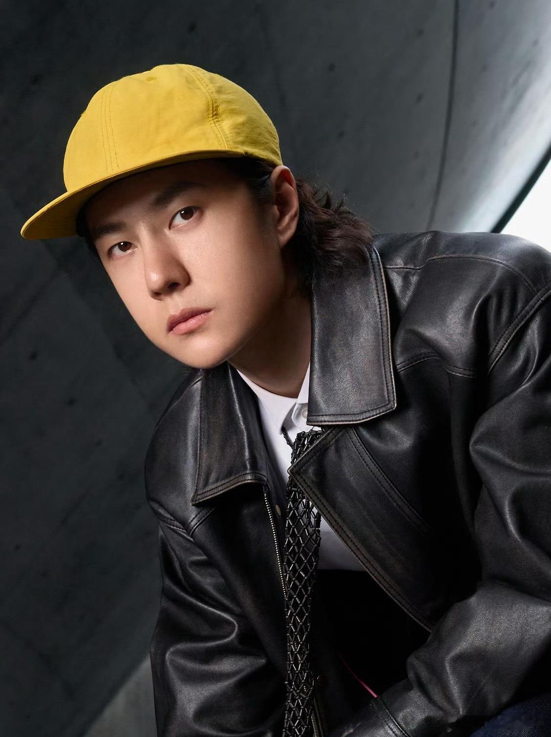 换发型了……这好看吗？来点真实评价（图源：fans） 