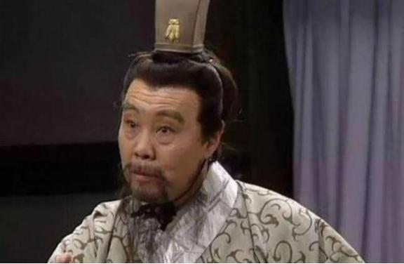 公元208年，曹操下令将孔融处死，当官兵上门抓捕时，孔融的一对不满十岁的儿女正在