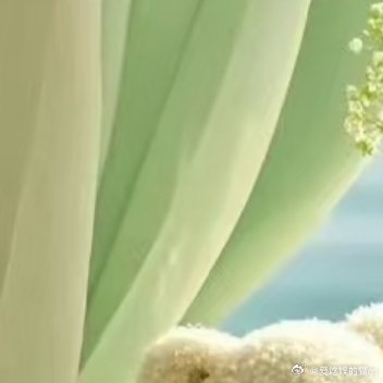 事随心，人随缘，路不通时，学会转弯，心不快时，选择看淡，悦己才是荒芜人生的解药。