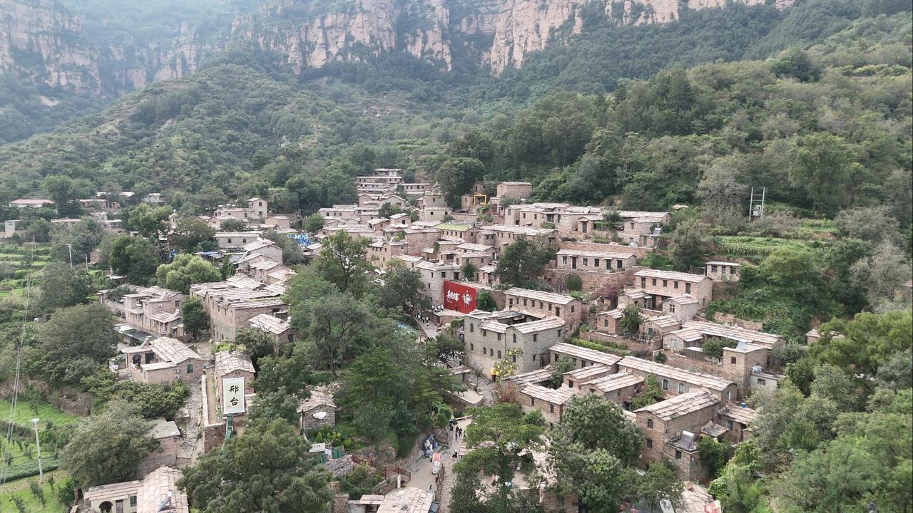 | 英谈古寨：藏在太行深处的千年古寨太绝了

沿着邢台市信都区西部、太行山的蜿蜒