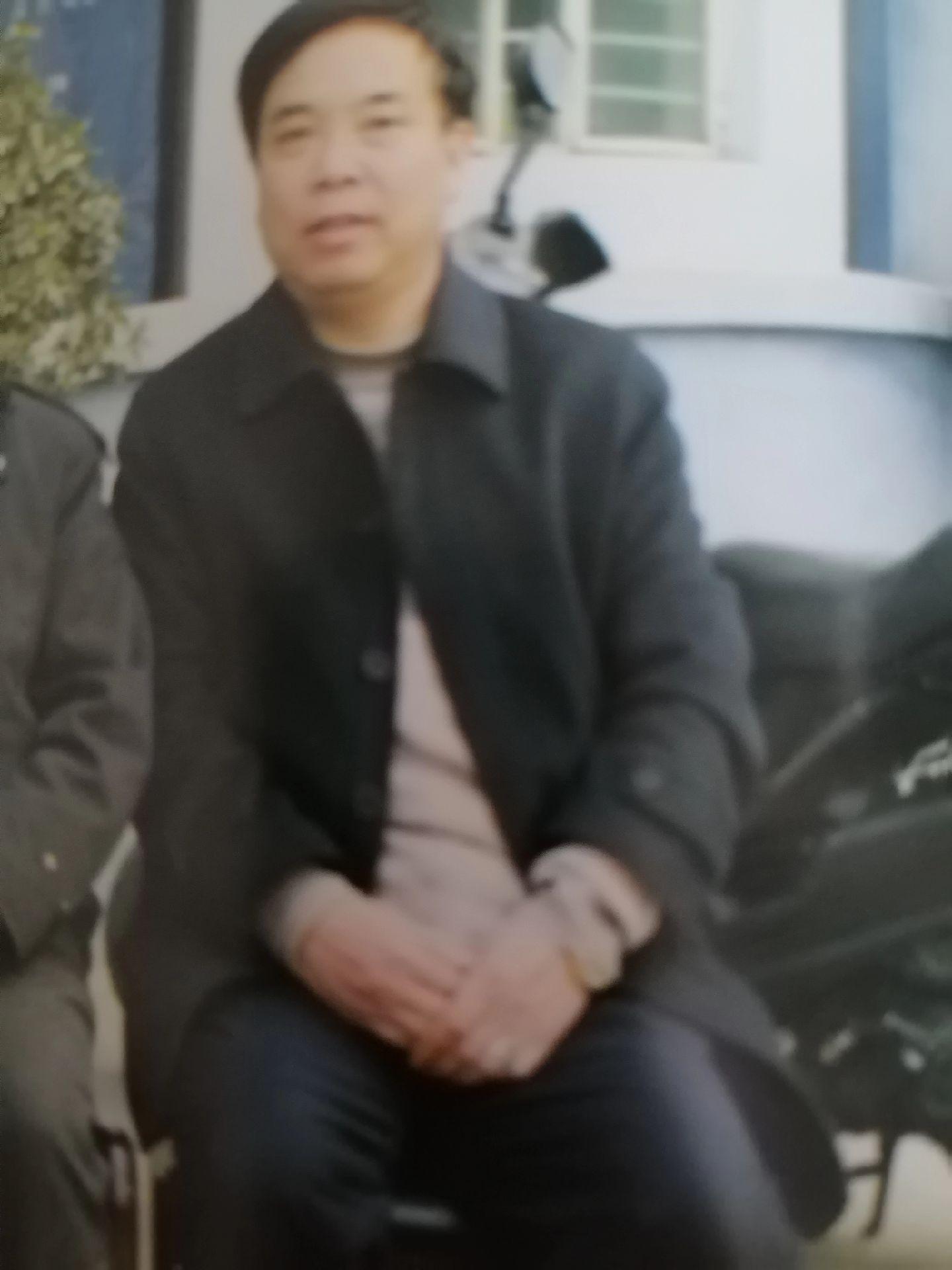 《孝义镇商会副会长：邰钦召》      邰钦召，孝南村人，开办正大机械...