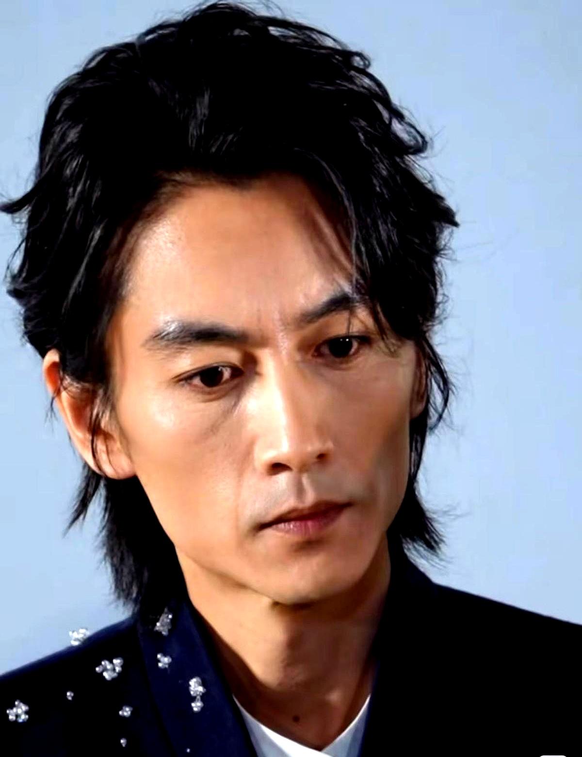 果然还是男人懂男人，我问我老公，为什么陈晓现在不但眼里没光了。
 

有观点称陈