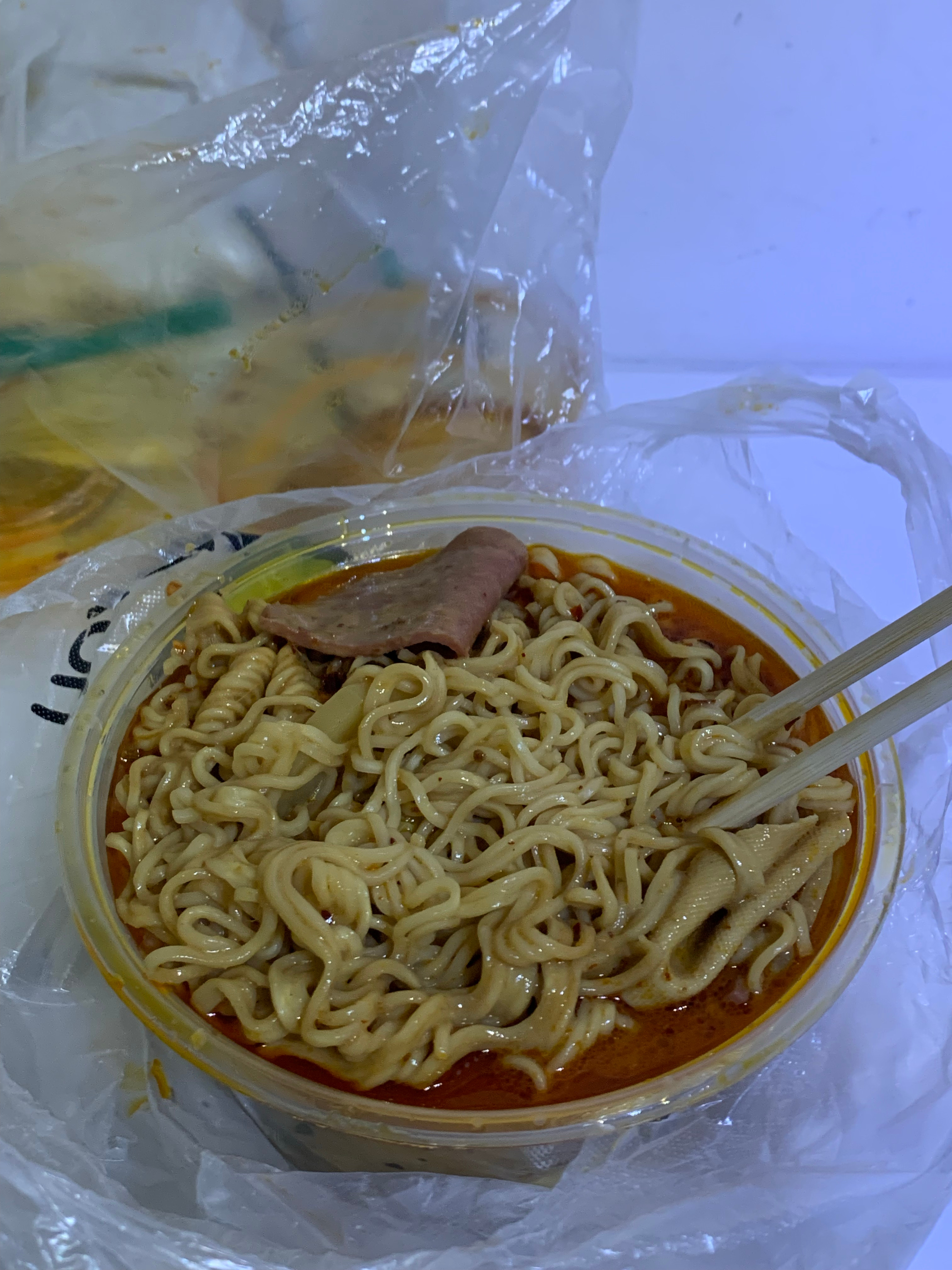 谁来懂一下这碗麻辣烫[色] ​​​