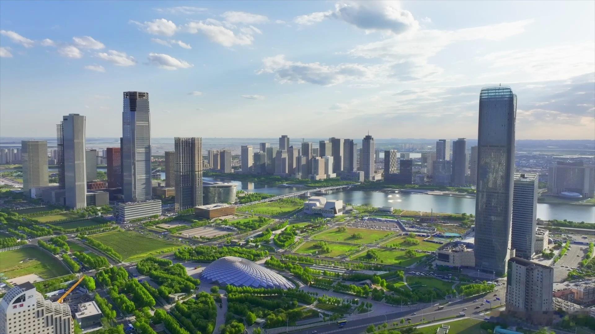 天津，这座历史悠久而又充满现代气息的城市，有其独特的地理位置、丰富的文化底蕴和蓬