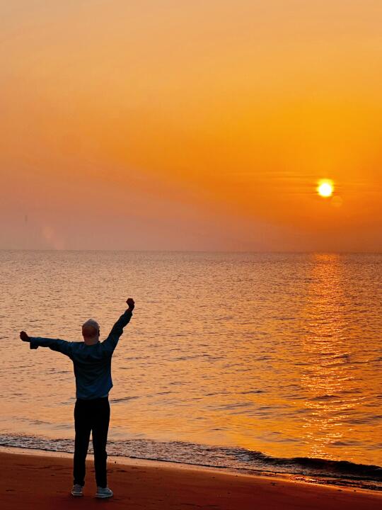 北京周边｜小众海滩！人均200独享日出&烟花